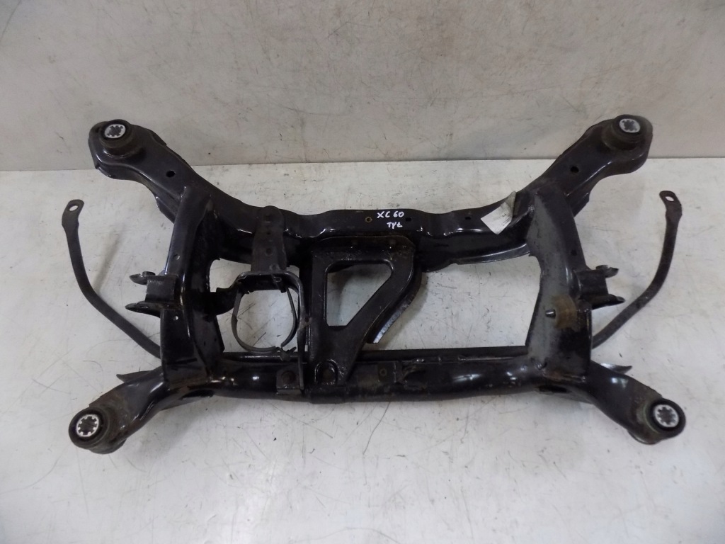 фото №1, Volvo xc60 i lift подрамник подрамник подрамник подвеска задняя 4x2