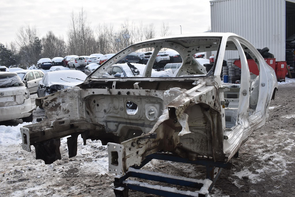 Четвертина крило лівий правий задній лонжерон стовпчик  поріг skoda octavia 4 iv Київ