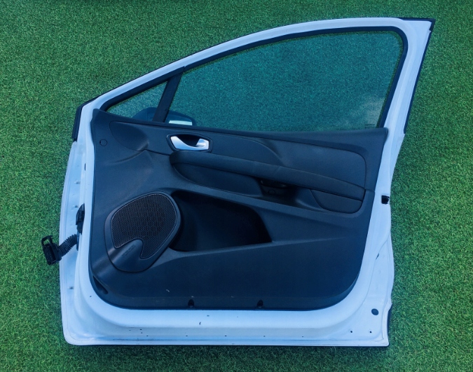 фото №12, Renault clio iv 4 дверь правое передние перед полный