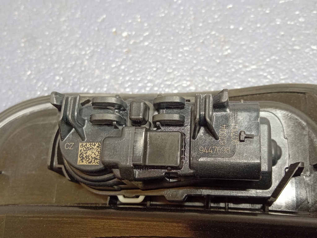 фото №7, Bmw i4 g26 крышка заливная горловина зарядки port c36