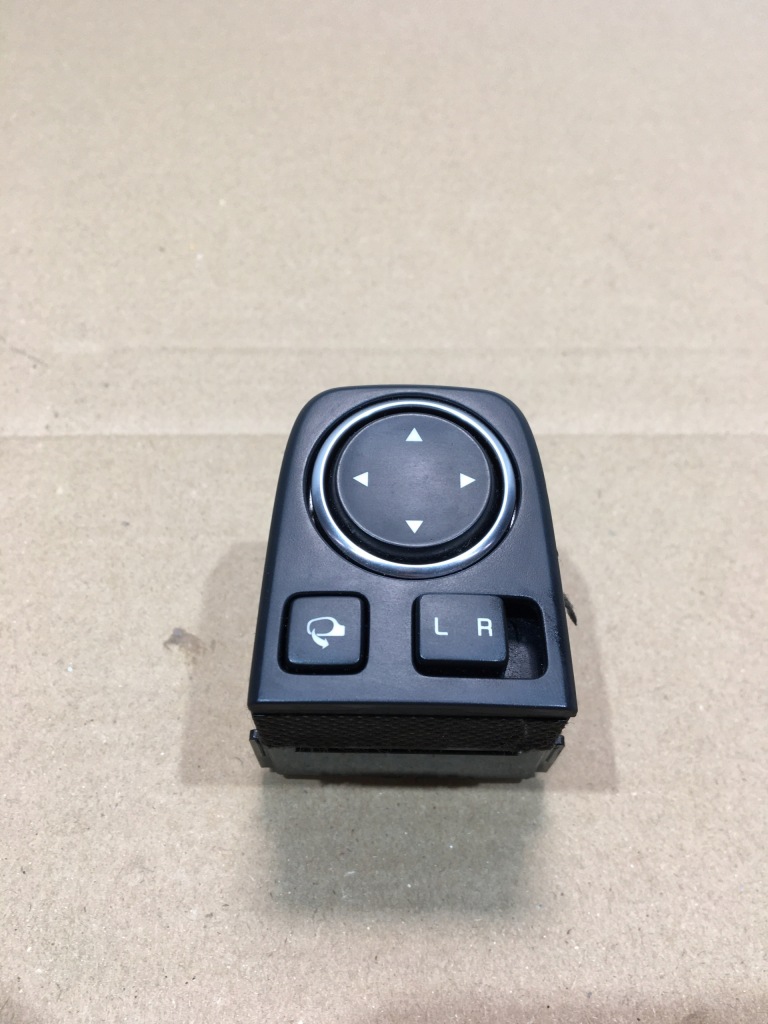 фото №1, Перемикач регулювання дзеркал kia оригінальний номер 93530-j7000