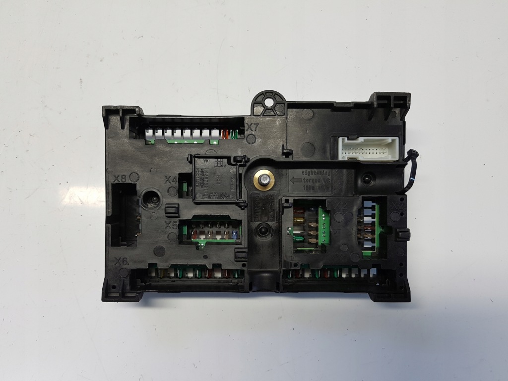 фото №1, Bmw g20 330e коробка предохранителей 8734161