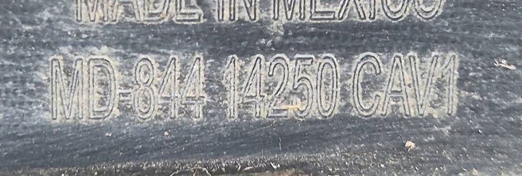 фото №15, Ford mustang mach-e 20- молдинг крыла передний правого md84414250