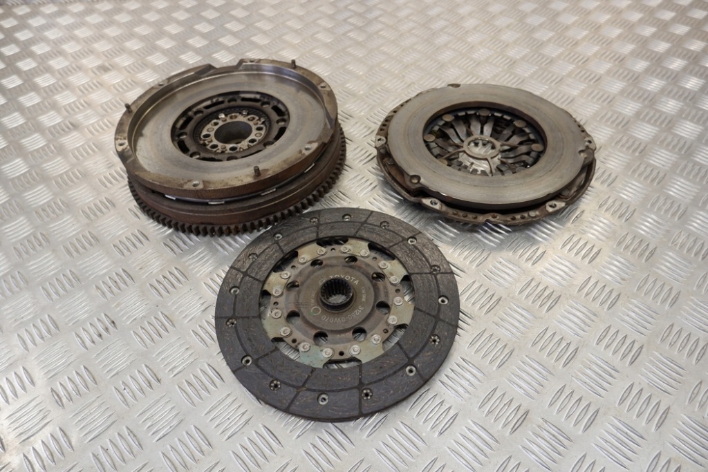 фото №10, Комплект сцепления lexus is ii gse2_, ale2_, use2_ 134500w060 2.2l дизель