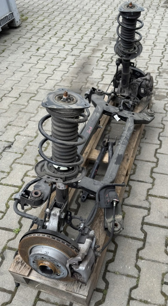 Купить Renault megane v e-tech задняя ось балка подвеска поворотный кулак амортизатор