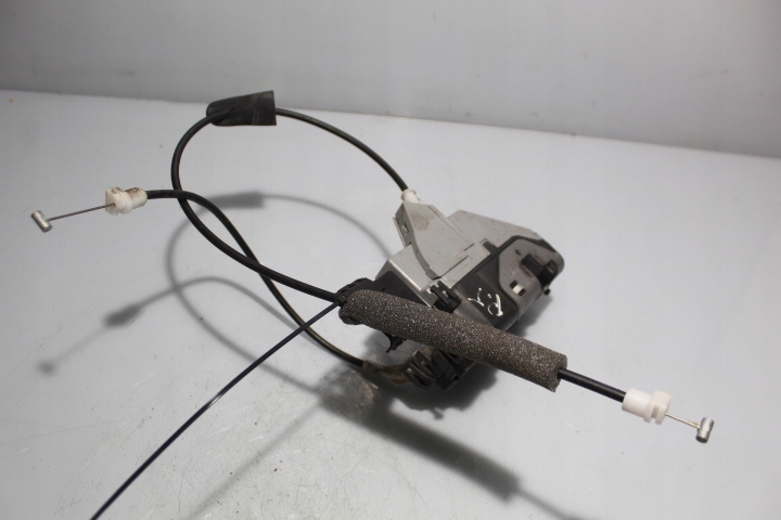 фото №4, Замок правый задняя дверь peugeot 308 i