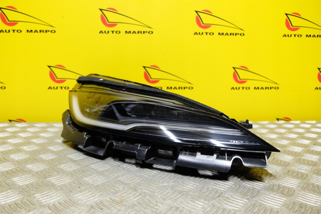 Tesla model 3 highland рестайлинг  2023 2024- фара фара full led r америка в Украине