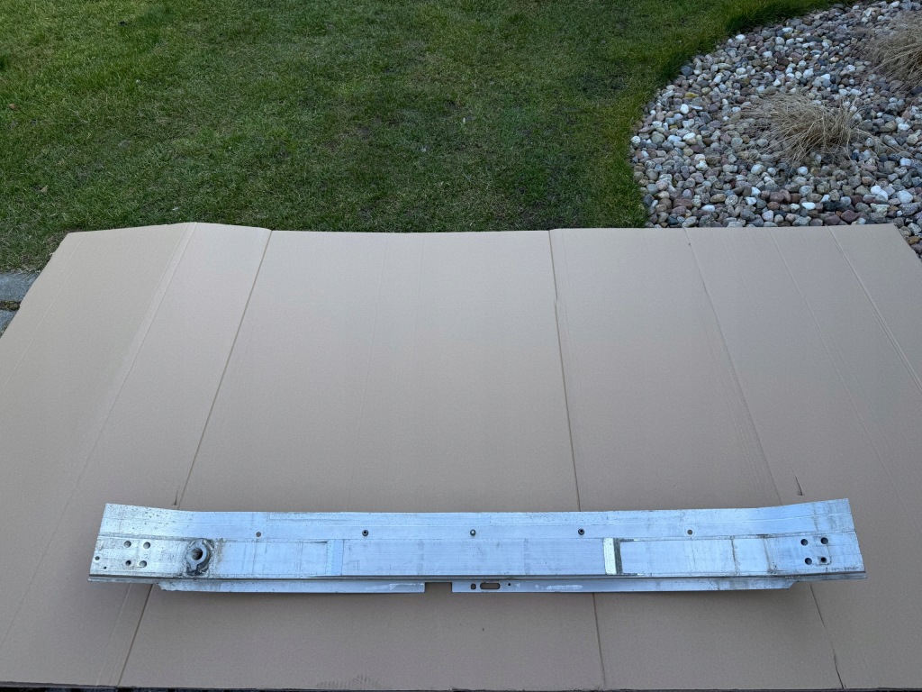 Купити Підсилювач балка передня mercedes glb 247 eqa eqb 2019 - 2025 .