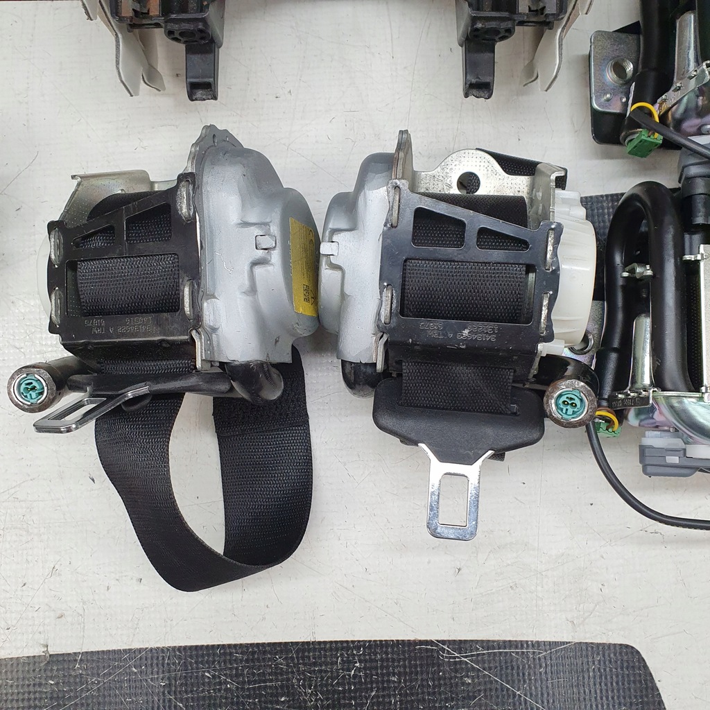 фото №13, Mercedes w205 приборная панель консоль подушки безопасности подушка безопасности