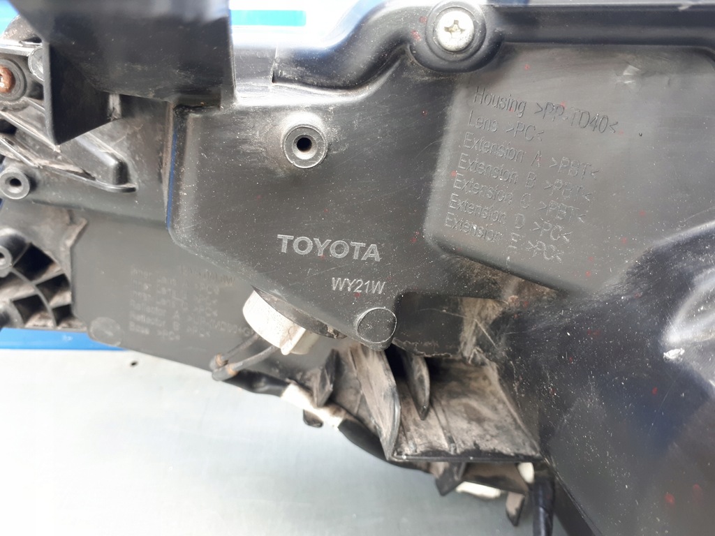 фото №13, Toyota corolla e16 lift 16- фара лампа правая