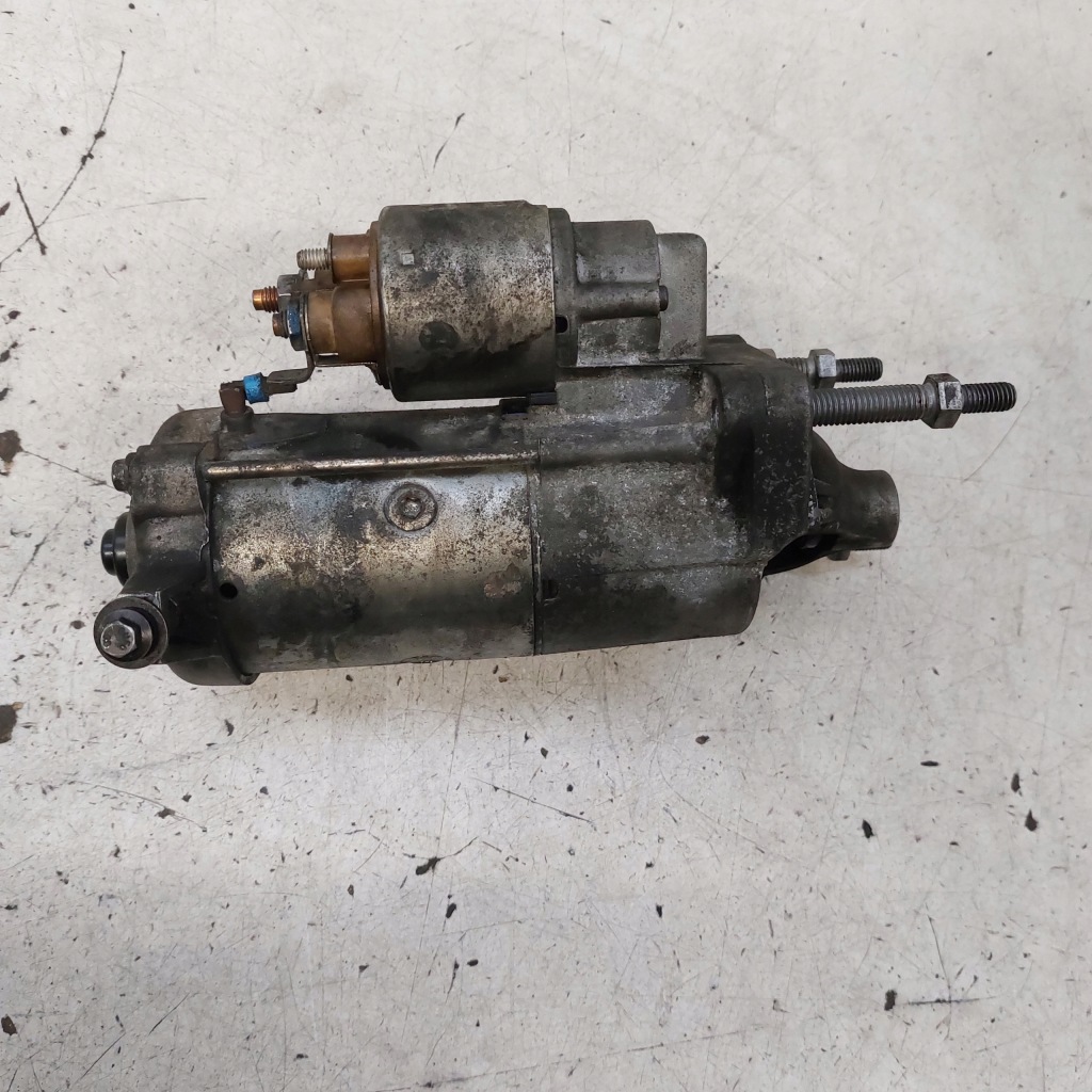 Volvo v40 2 d4 2,0d 2014 v42 стартер 30659576 Зі Шроту