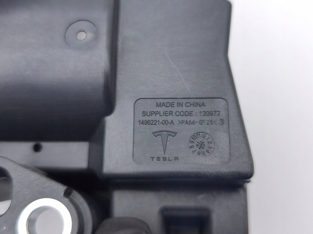 Купить Tesla model y предохранитель 2023 149622100a