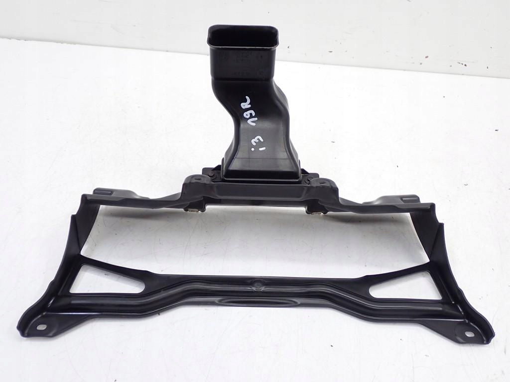 фото №1, Воздуховод воздуха защита труба впуск воздухозаборник канал bmw i3 i01 19r