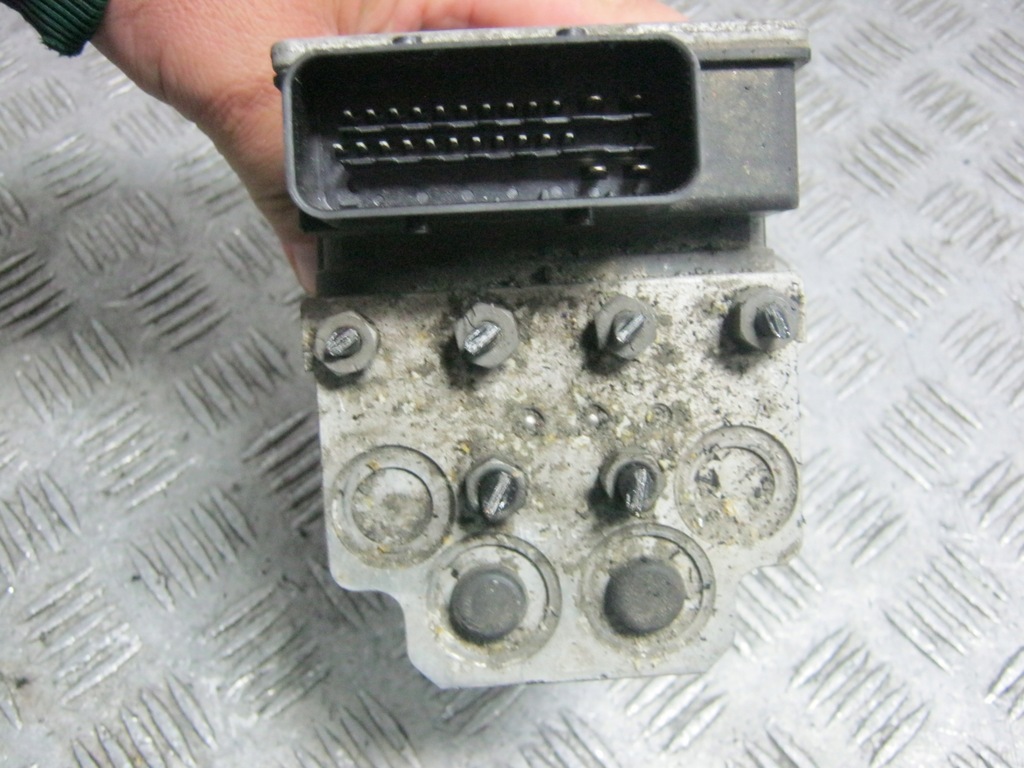 фото №2, Насос abs 51786687 alfa romeo 159