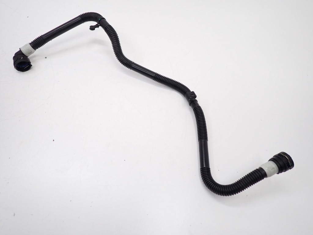 Купить Пабтрубок  шланг трубка воды 1629593-00-a tesla model 3 3d3 3d7 21r