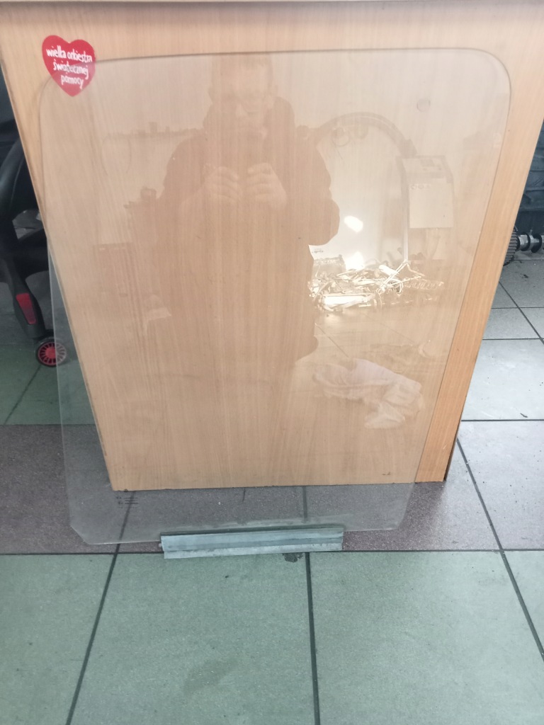 фото №1, Vw lt 35 ii скло дверна лівий перед ліва передня трикутник