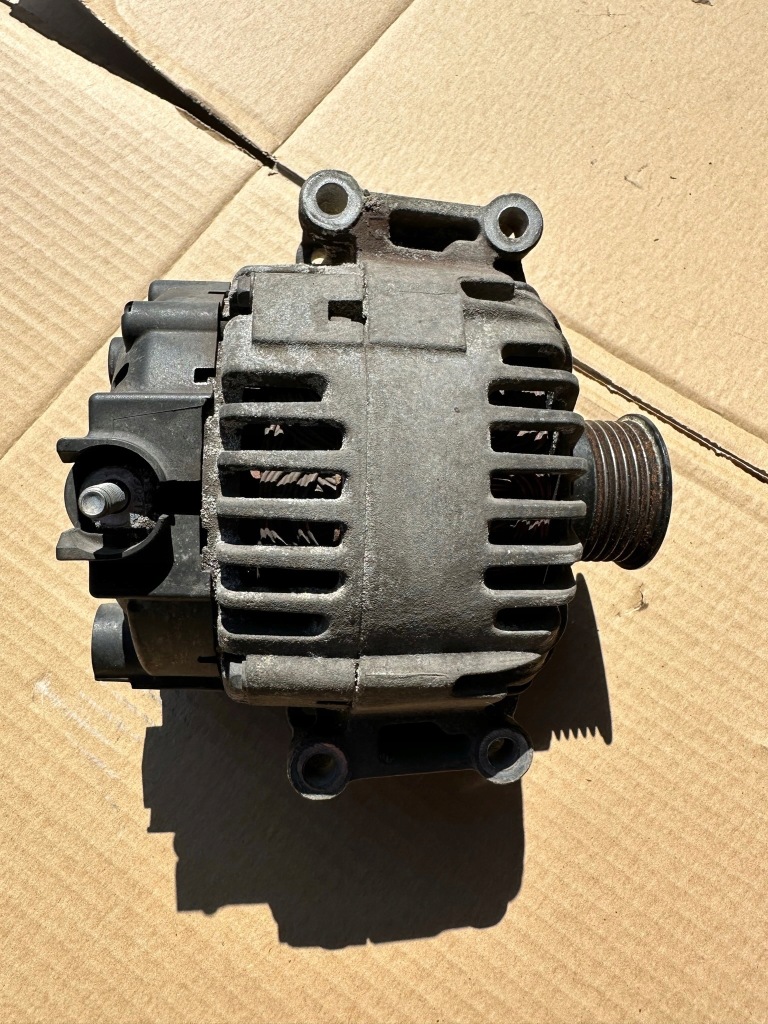 Купити Генератор mercedes w204 2.2 250cdi