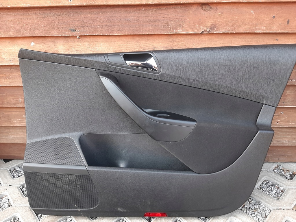 фото №1, Оббивка обшивка двері passat b6 eu правий перед