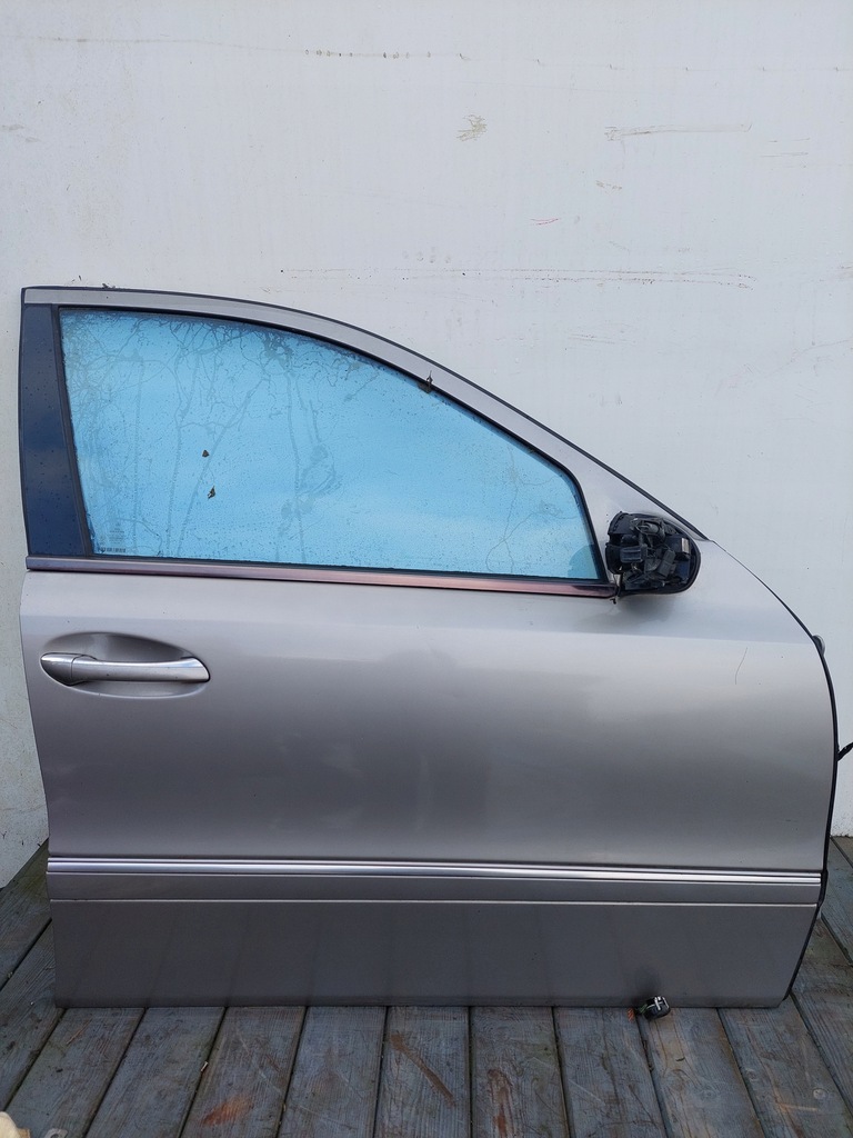 фото №1, Дверь правое передние mercedes w211 c723