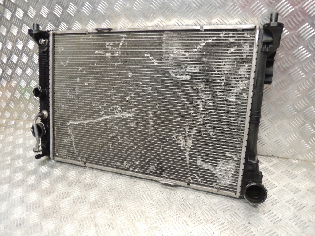 Mercedes w207 радиатор воды 3.0cdi 350 кабриолет Киев