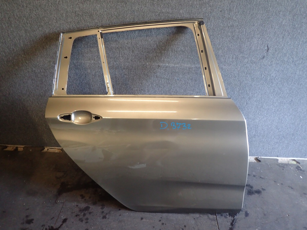 фото №1, Дверь задняя правое bmw ii 2 f46