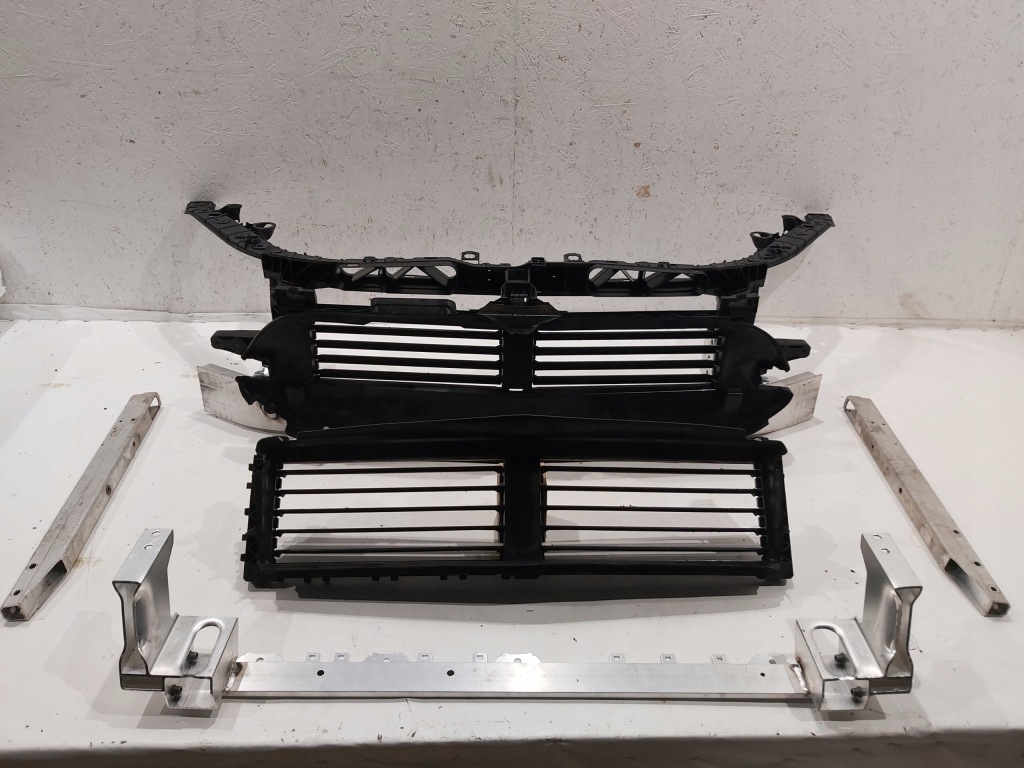 фото №1, Pas перед балка шторка mercedes a-klasa w177