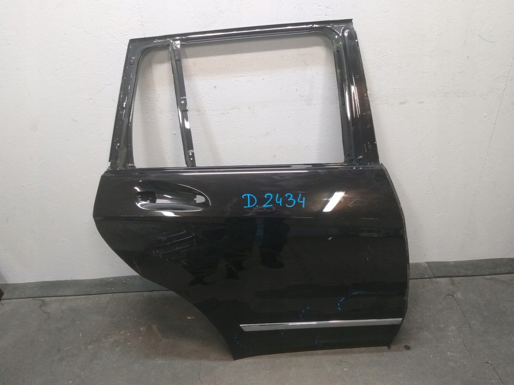 фото №1, Дверь задняя правое mercedes glk w204