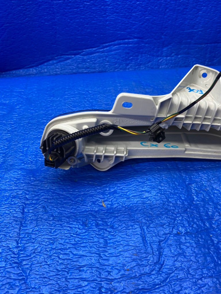 Led протитуманна фара mazda cx60 w6082 kaaa 51060 Зі Шроту