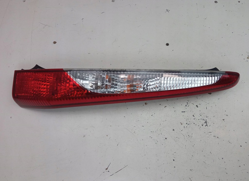 фото №1, Лампа права задня mitsubishi lancer