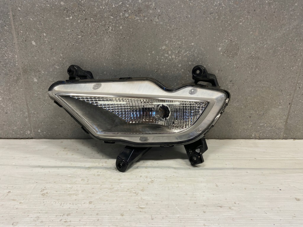 фото №1, Hyundai i20 ii противотуманная фара передний правый 92202c8100