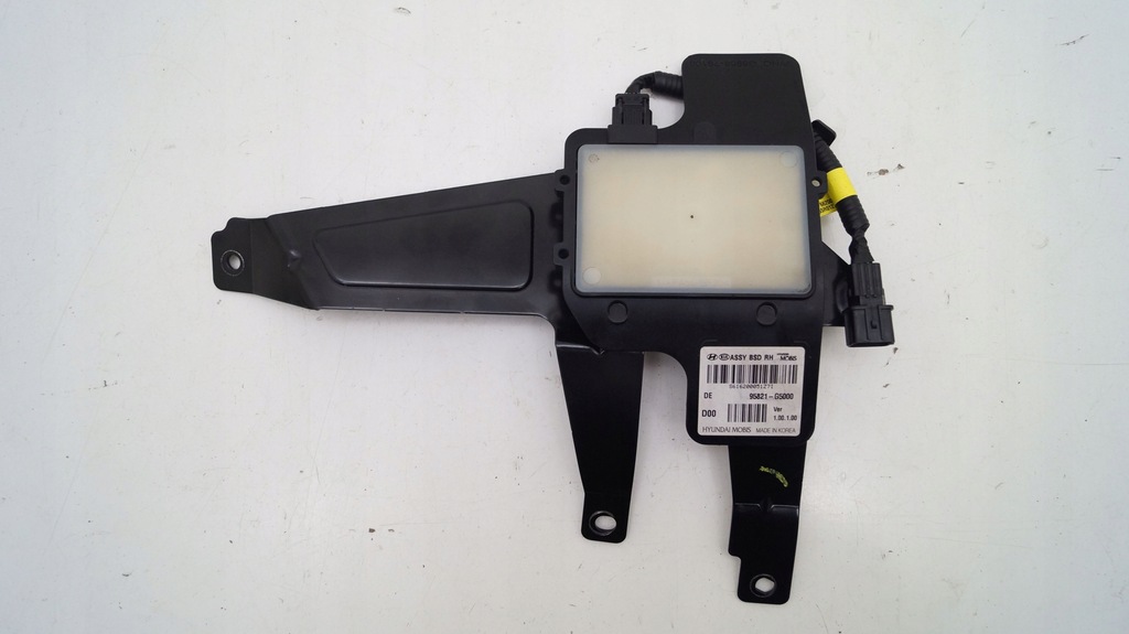 фото №1, Kia niro радар датчик мертвого pola правий задня t