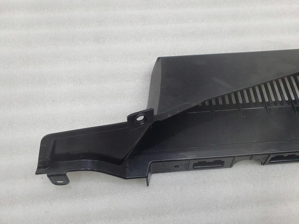 фото №9, Обшивка направляющая багажника левая 6981053 bmw e71 x6