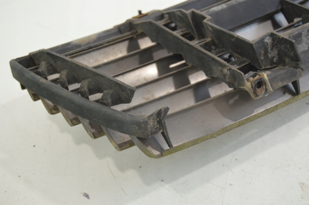 Решітка радіатора решітка радіатора радіатора mercedes w140 s klasa купе c140 cl 1408880060 Недорого