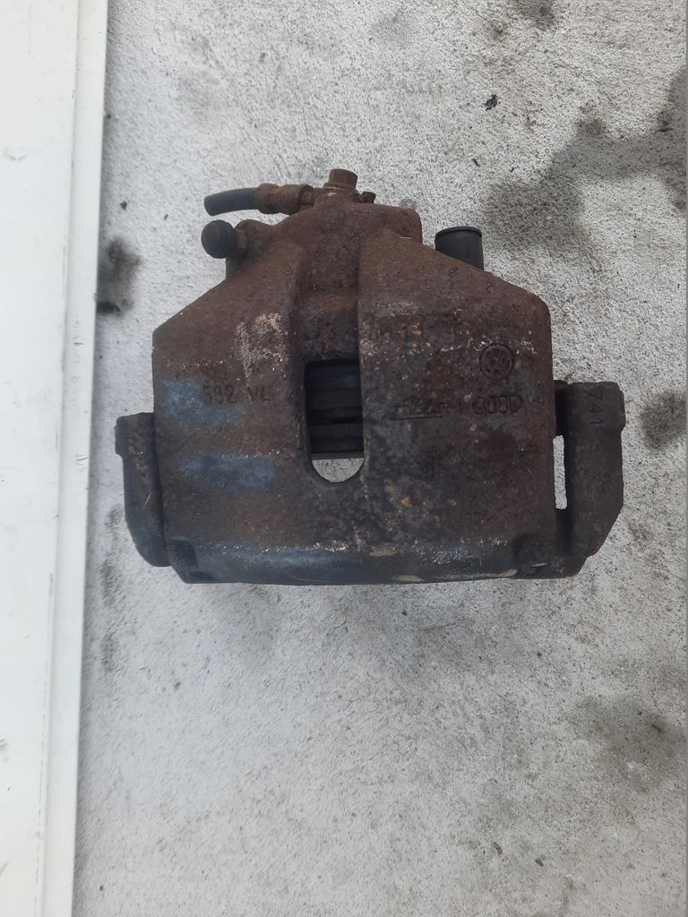 фото №1, Audi tt 8j 2.0 tfsi суппорт правый перед