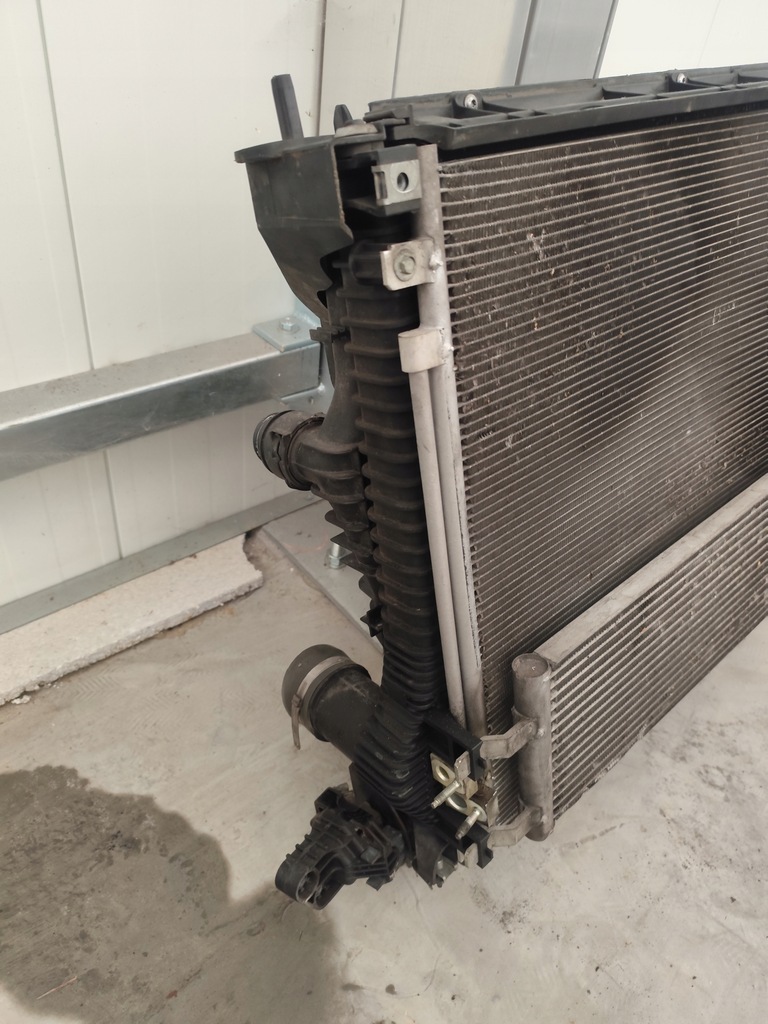 фото №3, Alfa romeo stelvio 2.2 mtj pas передний радиатор