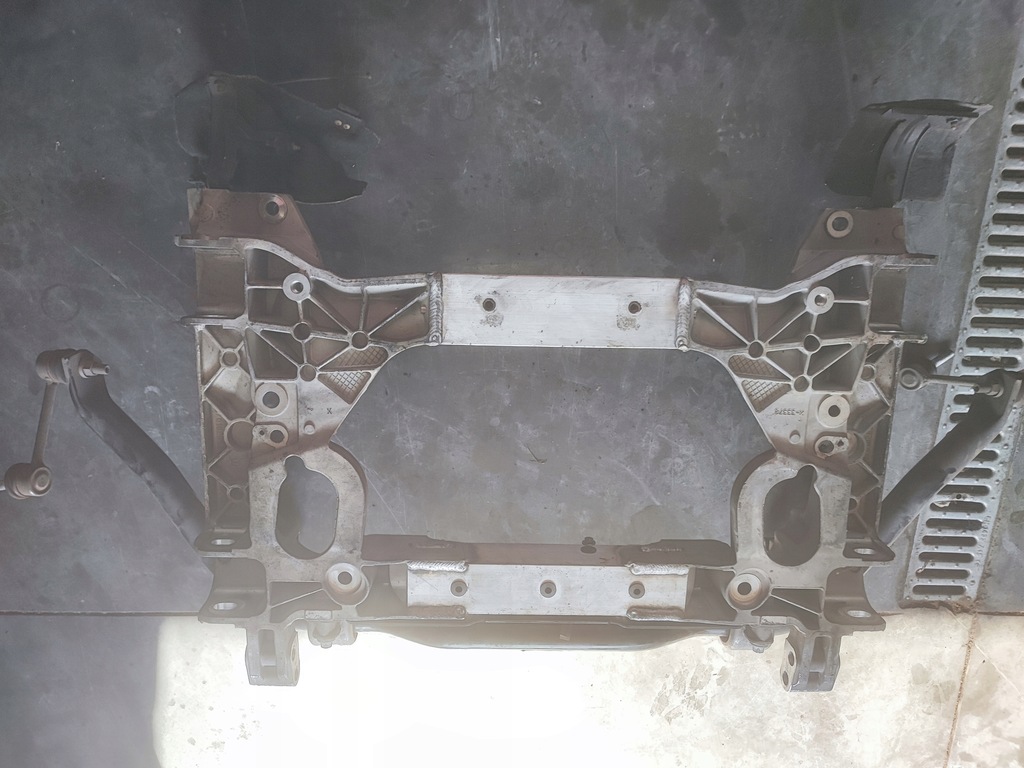 фото №6, Maserati levante sq4 trofeo підрамник підрамник 670102652