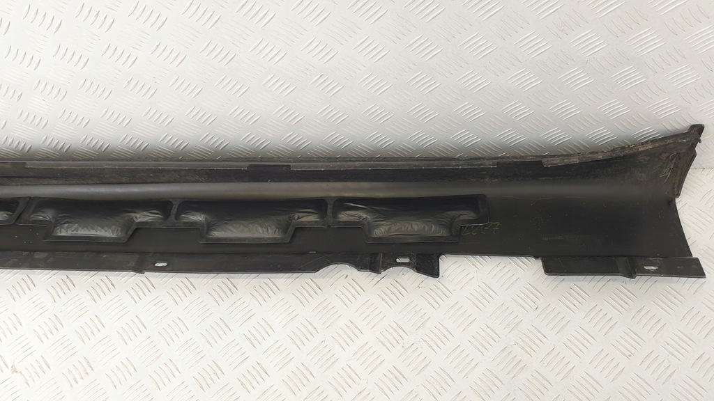 фото №10, Porsche macan 95b молдинг поріг права поріг правий