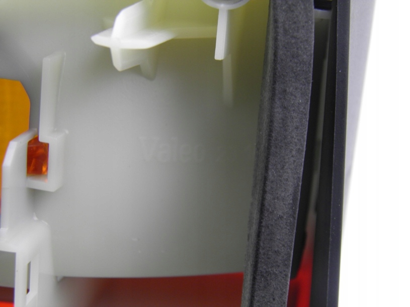 фото №6, Лампа задняя задняя правая renault safrane 96- наружная valeo