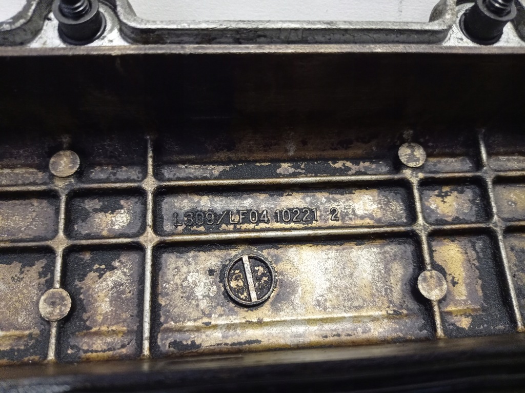 фото №8, Кришка клапанів mazda 6 1.8 lf04102212