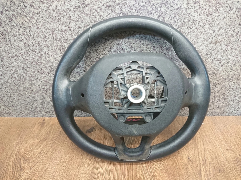 фото №9, Peugeot 208 мультифункция воздуховод