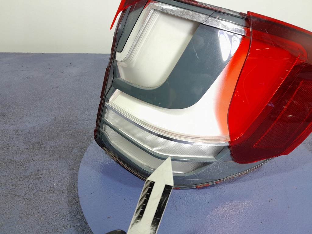 фото №3, Bmw x5 f15 лампа задняя задняя правая eu 7290100