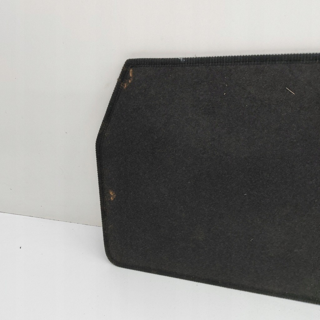 фото №5, Audi q8 2023 обшивка багажника