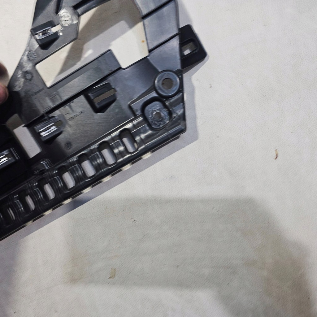 фото №9, Кронштейн кронштейн стойка c левый tesla model s plaid 1587702-00-c