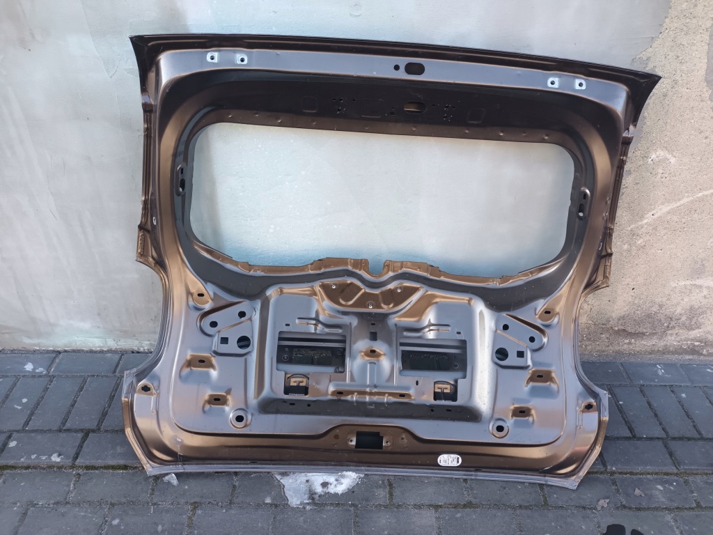 фото №8, Задняя крышка багажника dacia duster ii задняя 2017 - 2021