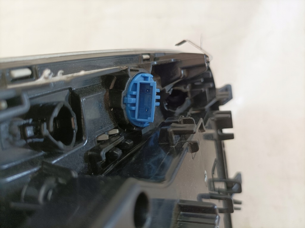 фото №13, Audi q7 15 лампа стельовий usa 4m0947135dc