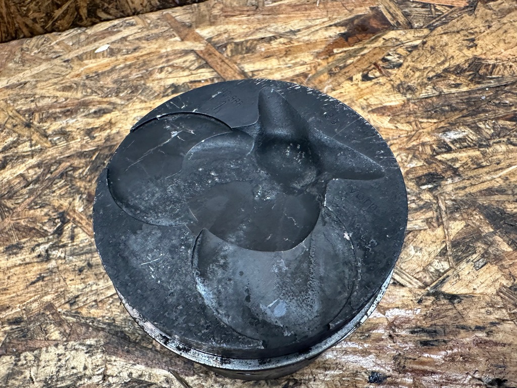 фото №8, Поршень mercedes 2.4d 207d 90,875 90875 9105r3