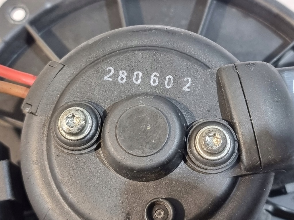 фото №11, Воздуходувка вентилятор обдув audi a6 c5 00r