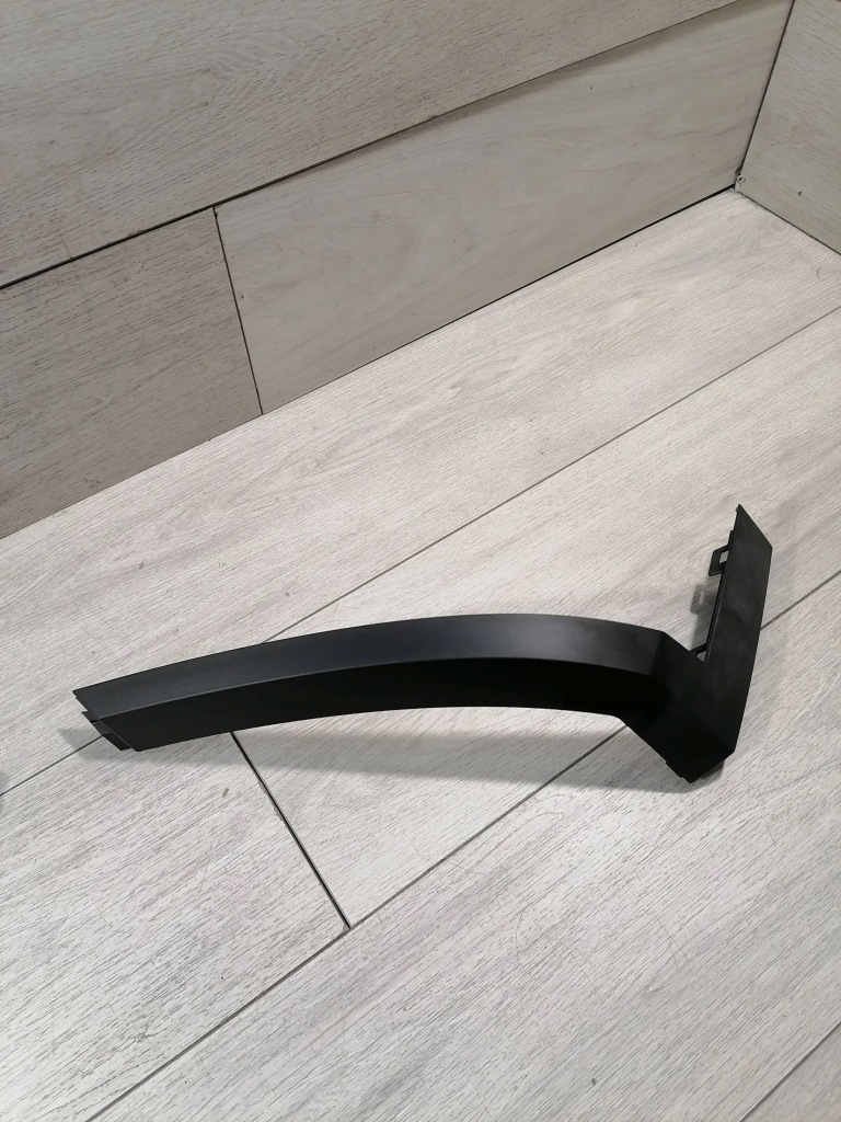 фото №1, E-pace молдинг крыло правый задняя j9c3-17d960-a