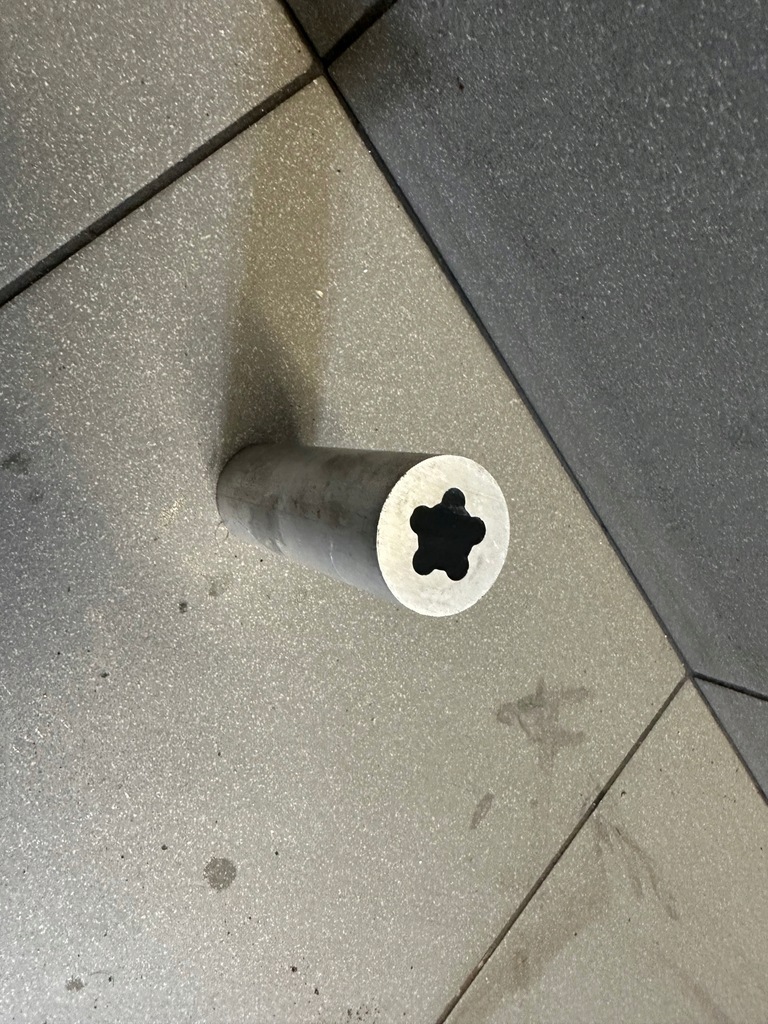 фото №1, Втулка важеля audi a4 b8 8k0505139f