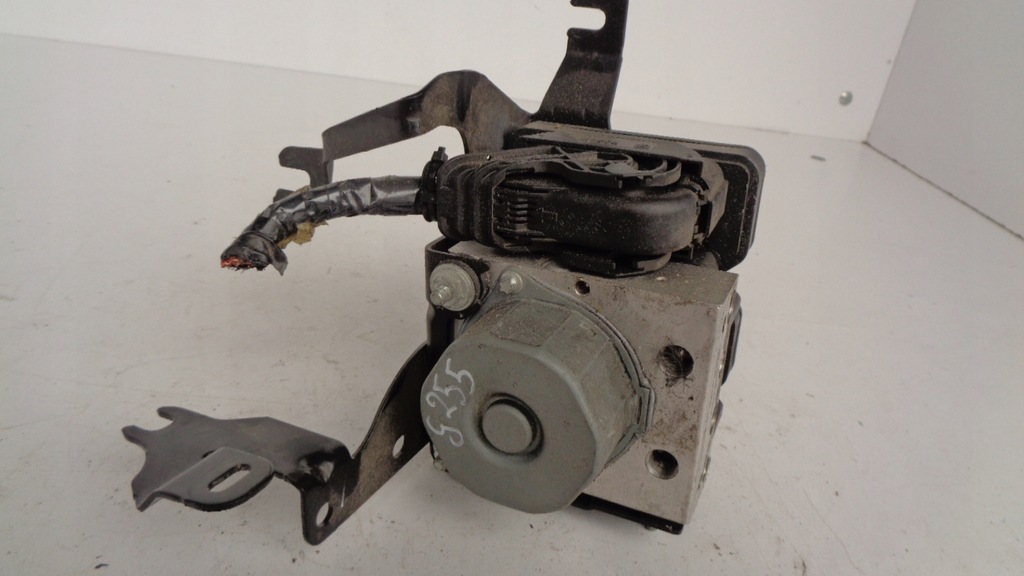 фото №1, Clio iv captur sandero ii насос abs 476605492r